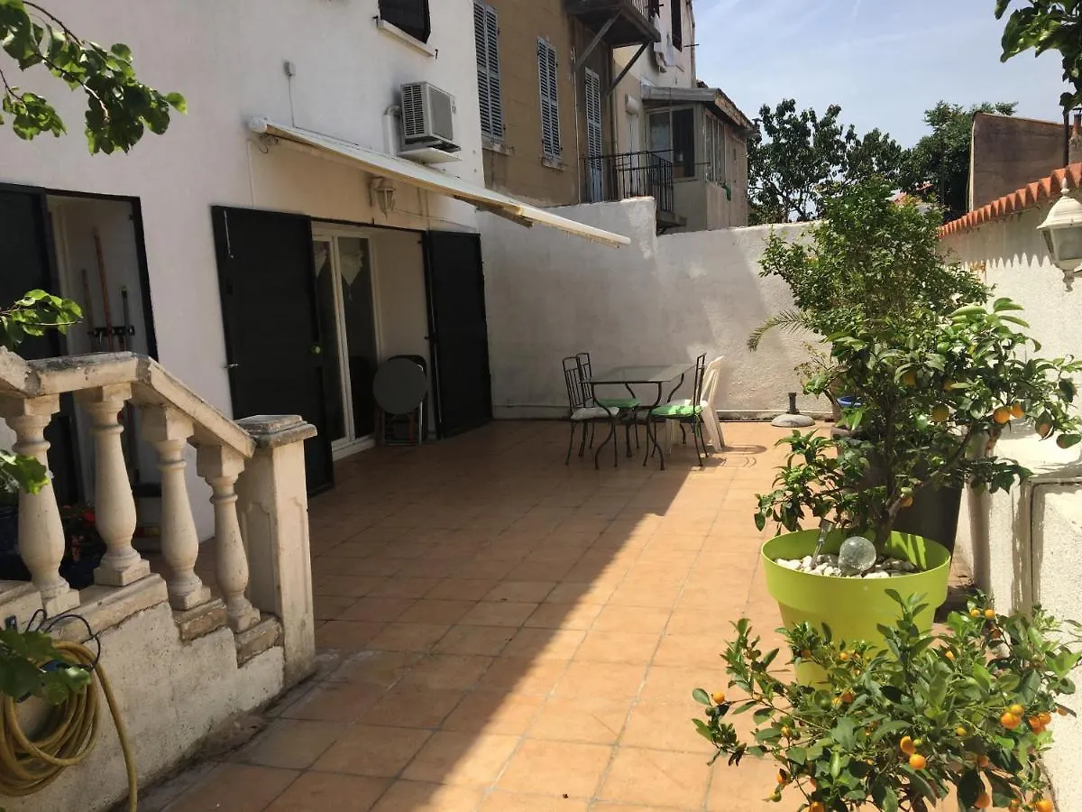 Vakantiehuis Maison 3 Chambres Gde Terrasse Proche Vieux Port Et Sncf Marseilles